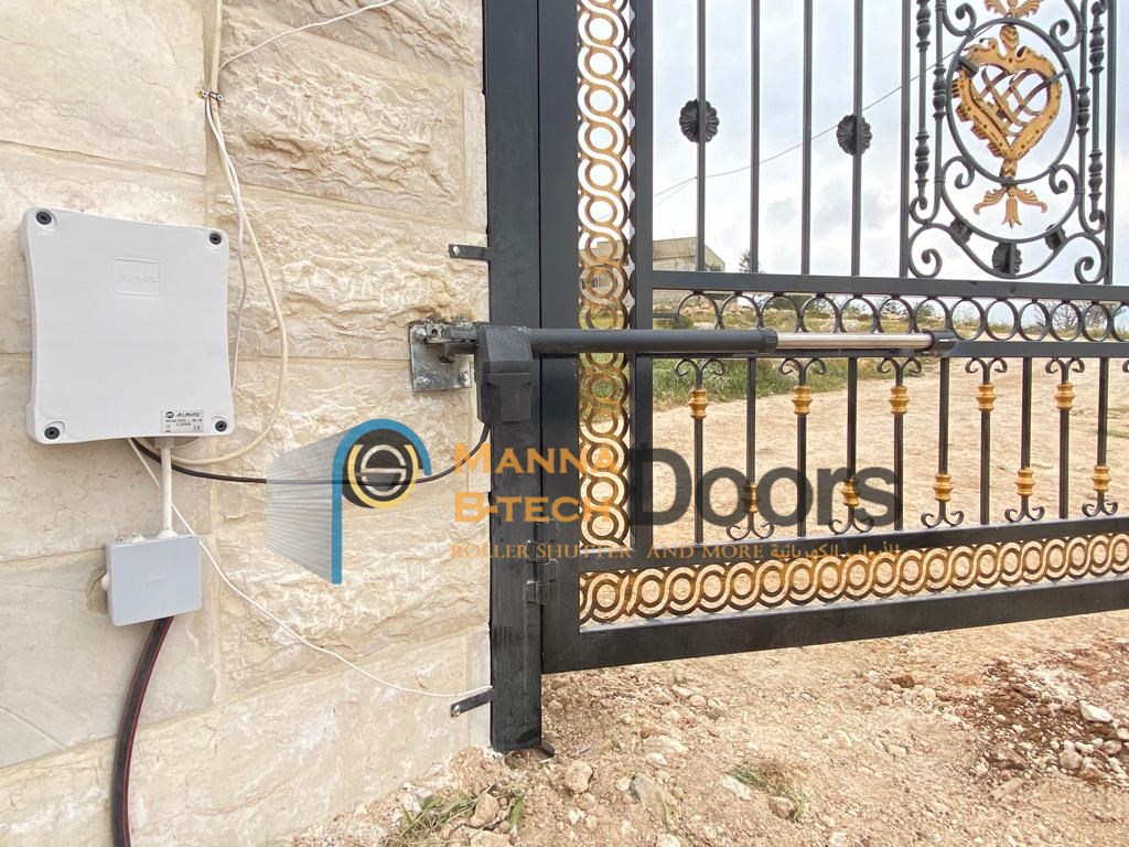 Manna b-tech Door